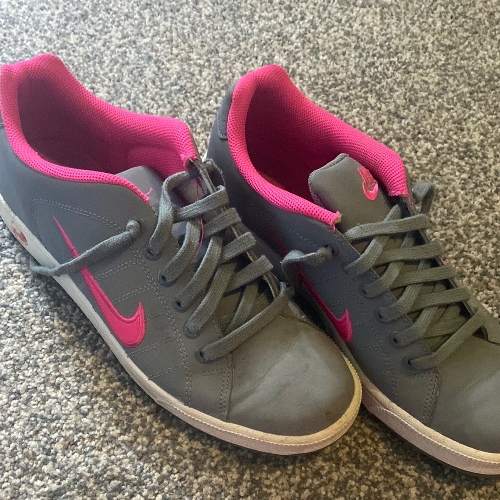 Nike Gray and Pink Sneakers with Suede Finish